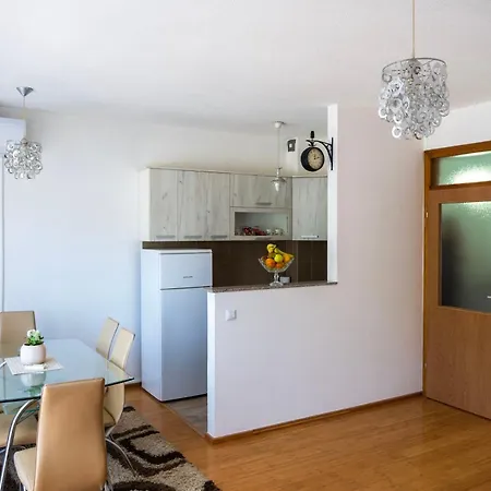Apartament Ris